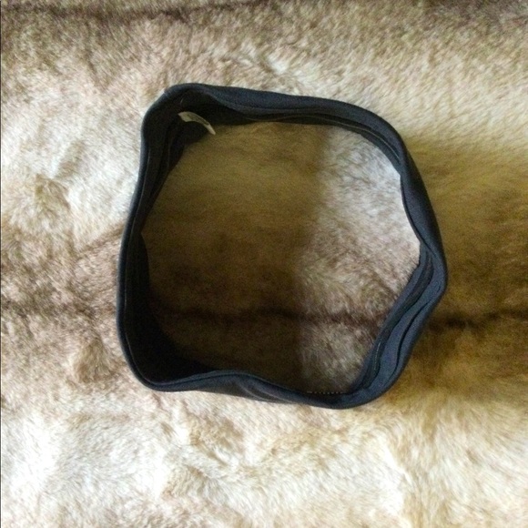 🆕 VS Sport Headband 🧘🏼♂️🛼🚴🏼♀️🥊🎾🏑⚽️ - Picture 5 of 5